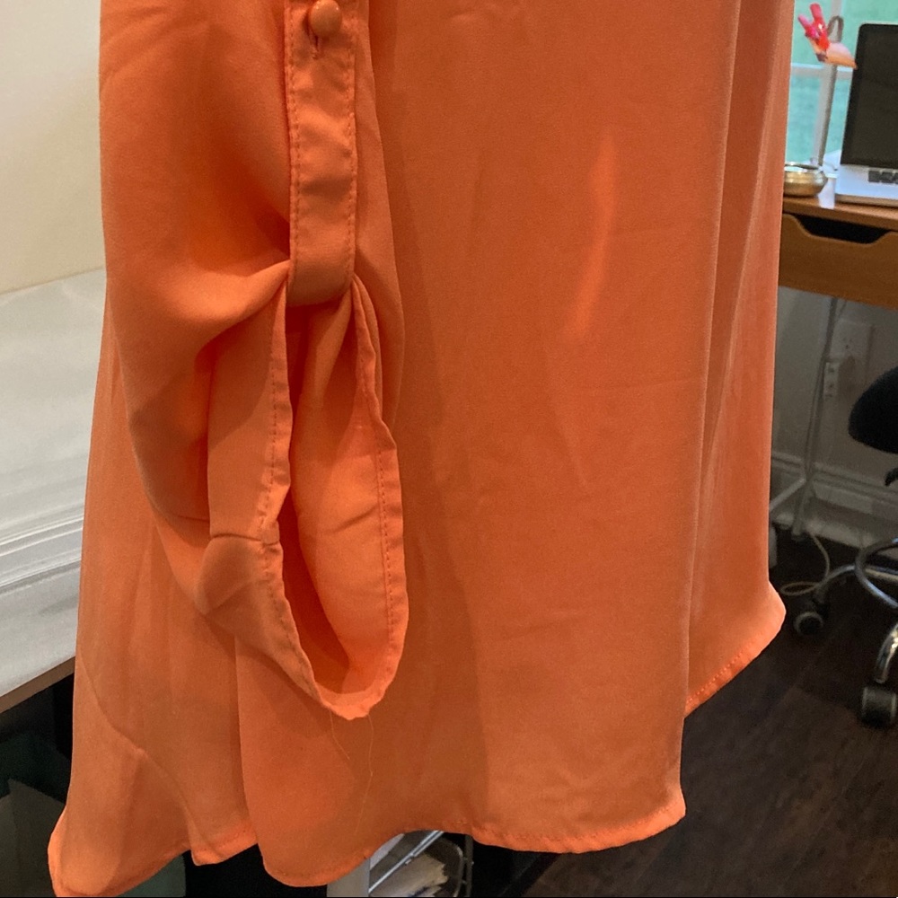 Chelsea Taylor - Henley Split Neck Blouse with Roll-Up Sleeves and Hi-Low Hem - Picture 6 of 10